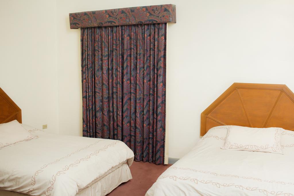Guidi Hotell Linares Eksteriør bilde